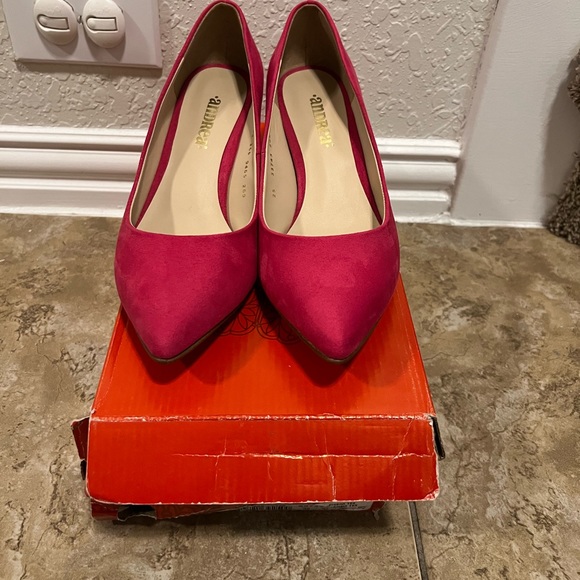 Women fuchsia pumps shoes - Picture 1 of 3